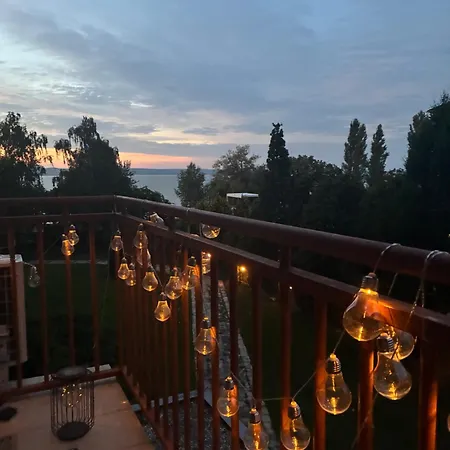 Apartment Karolina Beachfront 2 Min To Festival *